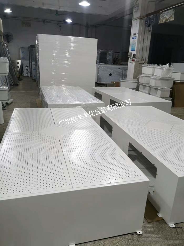 手術室層流送風天花采用冷軋鋼板烤漆製作產(chan) 品圖