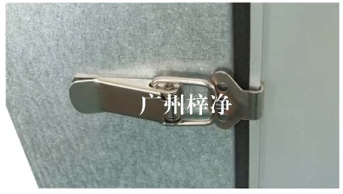 可更換一體(ti) 化高效過濾器靜壓箱體(ti) 與(yu) 高效過濾器的連接