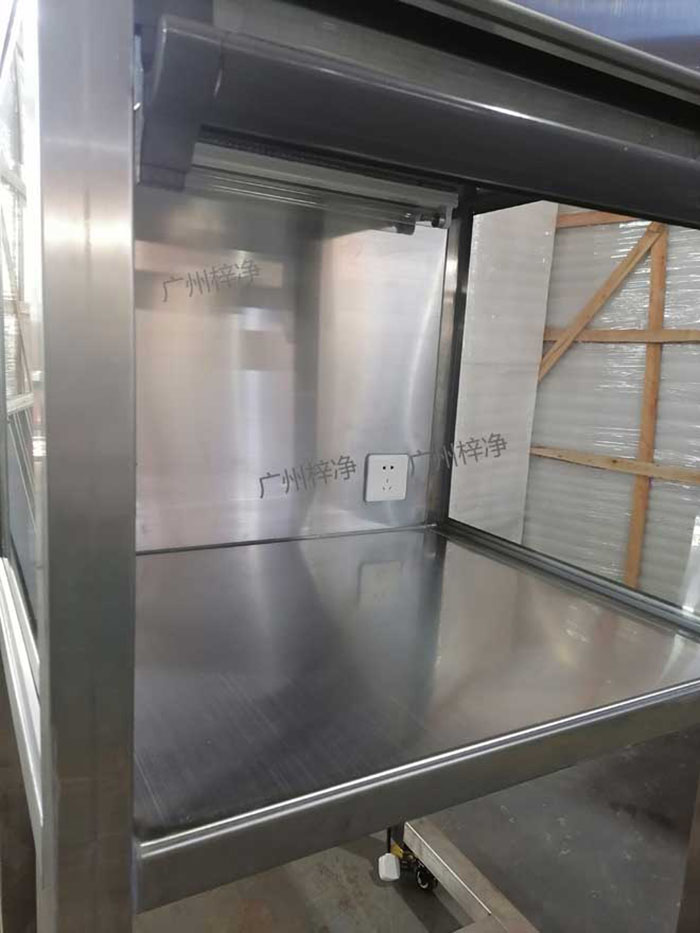 降門超淨工作台內(nei) 結構細節