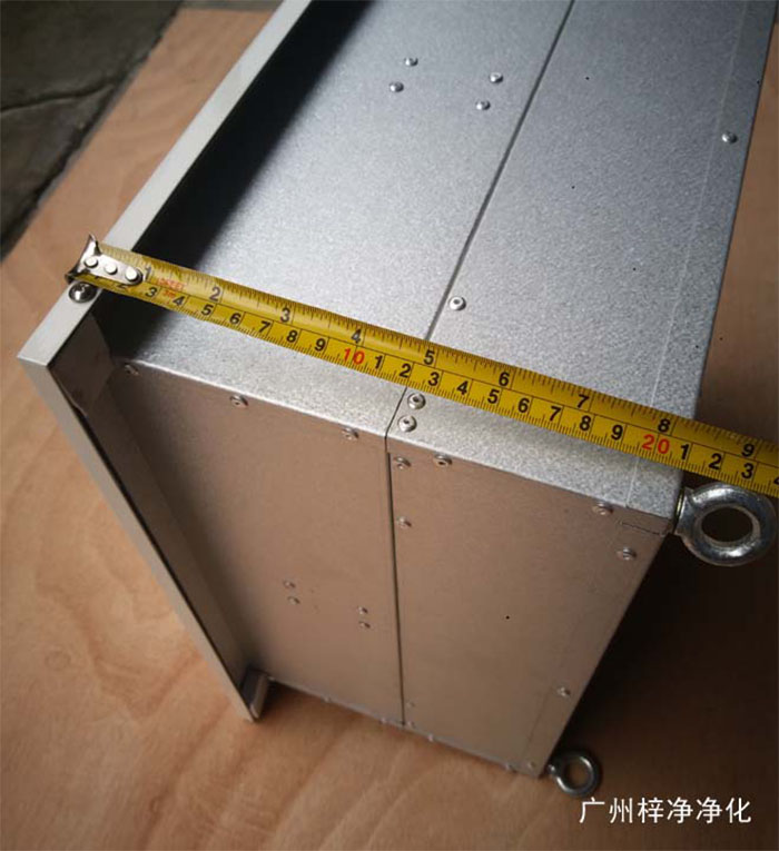 500風量高效送風口靜壓箱高度為(wei) 210mm,屬超薄高效送風口